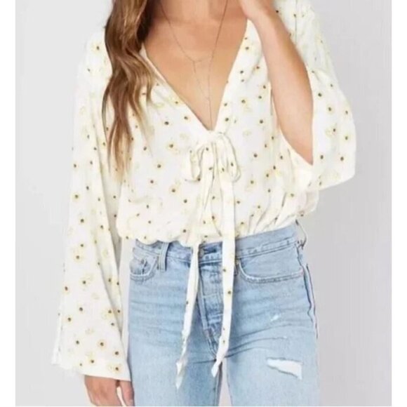 Free People Top Womens Medium White Yellow Floral Bodysuit Bell Sleeve Boho - Picture 1 of 13